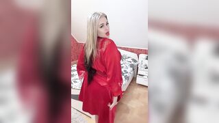 marinajuicyblonde red nude