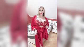 marinajuicyblonde red nude
